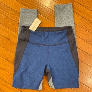NWT Outdoor Voices Leggings women’s size small